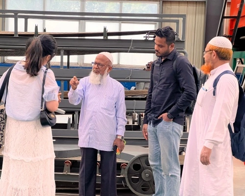 Customers Visiting