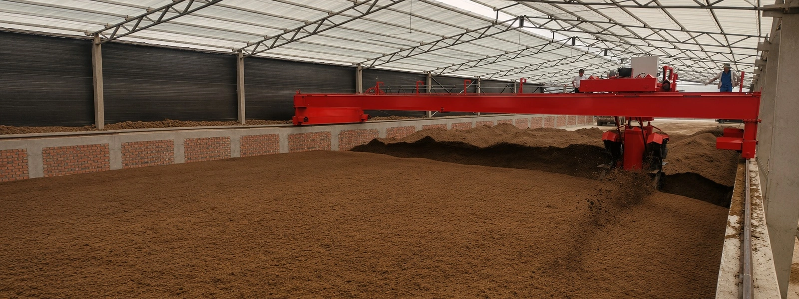 Self-propelled compost turner
