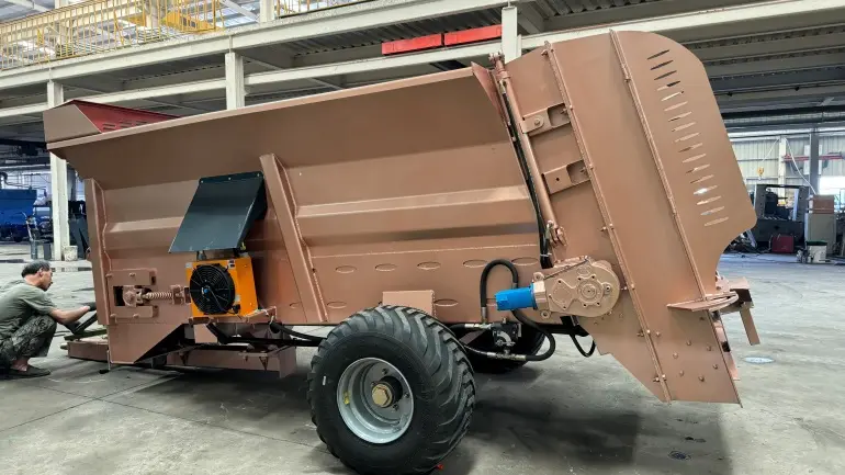 Fertilizer Spreader Trailer